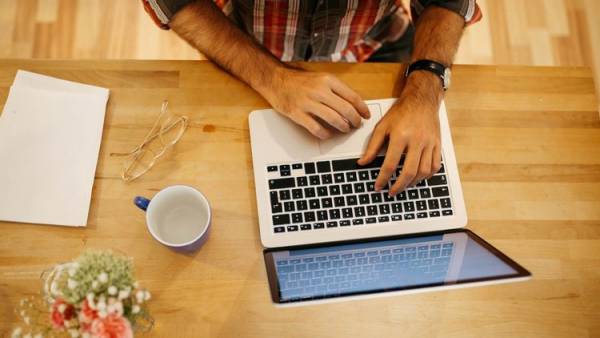 freelance contract 